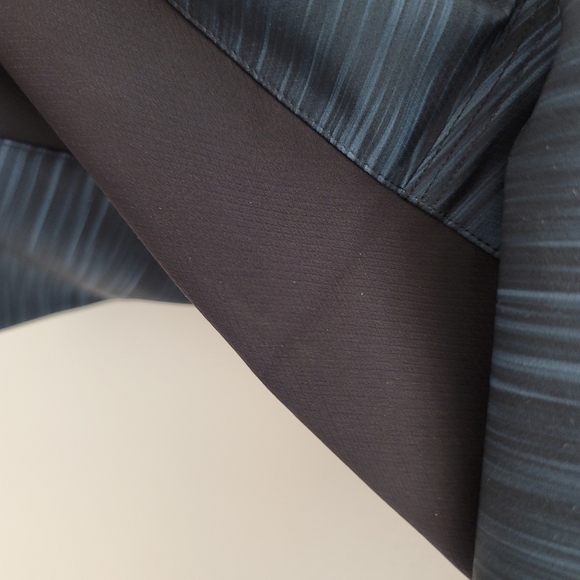 Pearl Izumi Launch 11.5" Shorts Midnight Navy Swell 19211701 - Picture 8 of 12